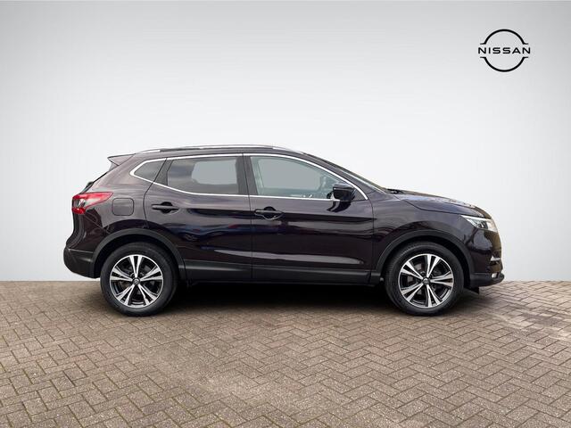 Nissan QASHQAI 1.2 N-Connecta Design Pack | Trekhaak | LED Koplampen | Navigatie | 360° Camera | Keyless Entry | Cruise & Climate Control | Rijklaarprijs!