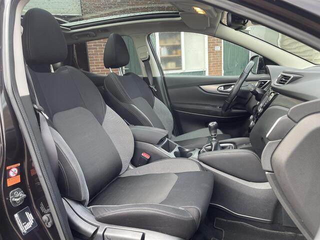 Nissan QASHQAI 1.2 N-Connecta Design Pack | Trekhaak | LED Koplampen | Navigatie | 360° Camera | Keyless Entry | Cruise & Climate Control | Rijklaarprijs!