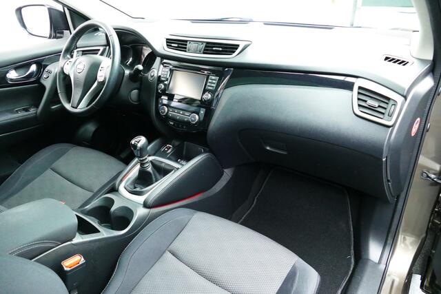 Nissan QASHQAI 1.2 N-Vision. Panodak, 360 Camera, Clima, Cruise, Haak 1200kg