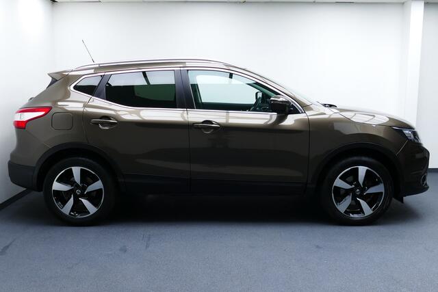 Nissan QASHQAI 1.2 N-Vision. Panodak, 360 Camera, Clima, Cruise, Haak 1200kg