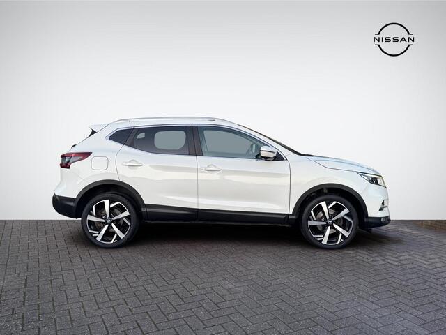 Nissan QASHQAI 1.3 DIG-T Premium Edition