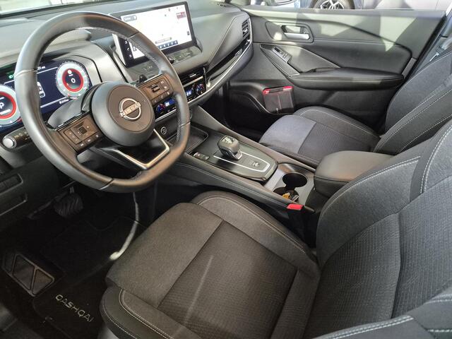 Nissan QASHQAI 1.3 MHEV Xtronic N-Connecta CARPLAY 360-CAMERA RUIT/STUUR/STOELVERWARMING DAB 18"LMV 2xKEYLESS DODEHOEK/VERKEERSBORDDETECTIE ENZ.