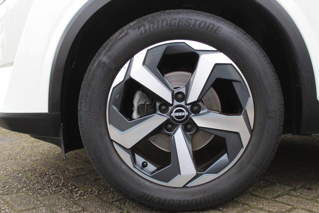 Nissan QASHQAI 1.3 MHEV Business Design 360 graden camera, Pano dak / AppleCarPlay/AndroidAuto, key-less, stoelverwarming,