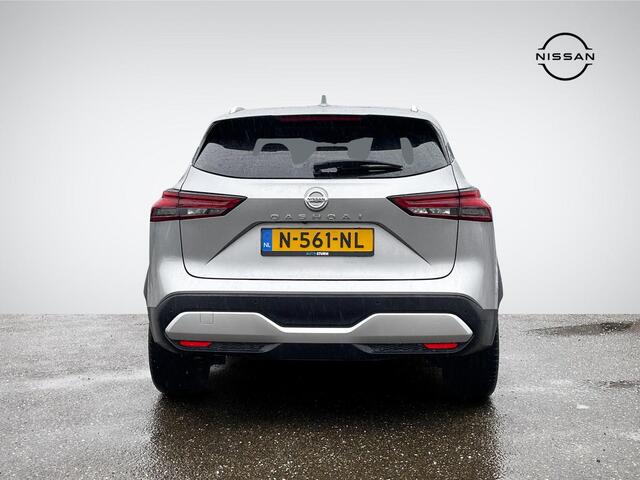 Nissan QASHQAI 1.3 MHEV Premiere Edition