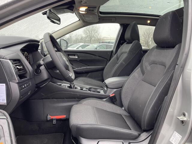 Nissan QASHQAI 1.3 MHEV Premiere Edition