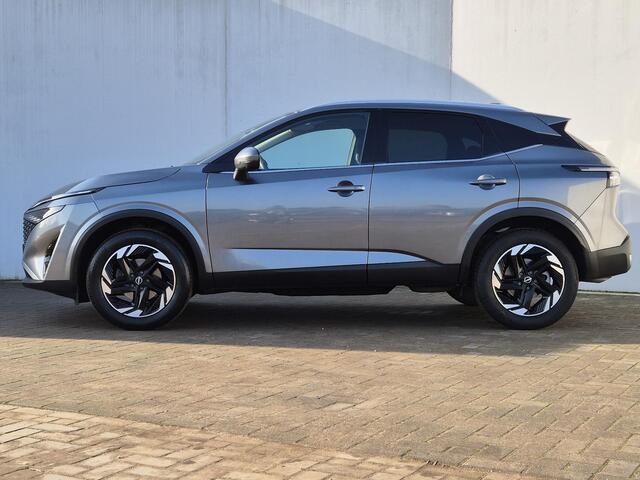 Nissan QASHQAI 1.3 MHEV Xtronic N-Connecta / Trekgewicht 1800 Kg / Apple Carplay Android Auto / Lichtmetalen wielen 18" / Draadloze telefoon lader / Adaptief cruise control / Rondomzicht camera /