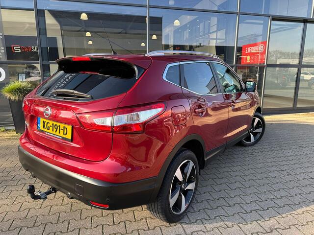 Nissan QASHQAI 1.2 N-Connecta *Pano en Trekhaak* Nissan Qashqai 1.2 N-Connecta