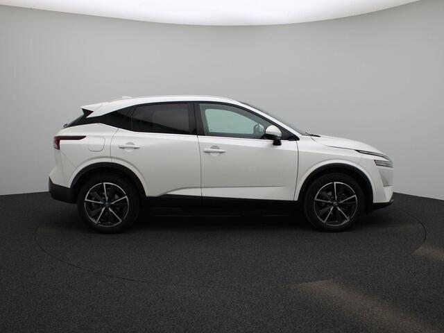 Nissan QASHQAI 1.3 MHEV Xtronic Tekna | Automaat | Panorama-dak | 360 Camera | Head-up display | Navigatie | Adapt. Cruise Control | Climate Control | 19" Lichtmetalen Velgen |