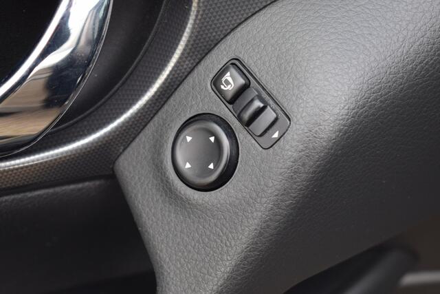 Nissan QASHQAI 1.3 DIG-T Tekna//Pano//Automaat!