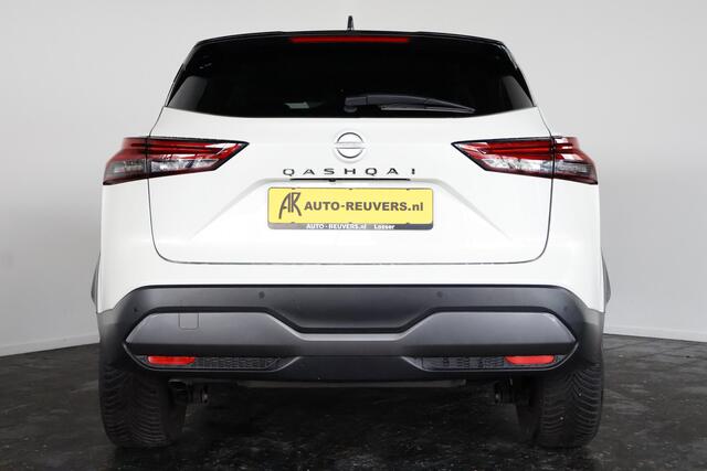 Nissan QASHQAI 1.3 MHEV Xtronic N-Connecta / LED / Pilot assist / HUD / Cam / CarPlay