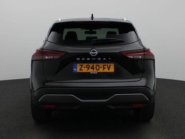 Nissan QASHQAI 1.3 MHEV Xtronic Tekna | Panorama dak | Navigatie | Achteruitrij camera | lichtmetalen velgen |
