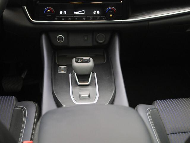 Nissan QASHQAI 1.3 MHEV Xtronic Tekna | Panorama dak | Navigatie | Achteruitrij camera | lichtmetalen velgen |