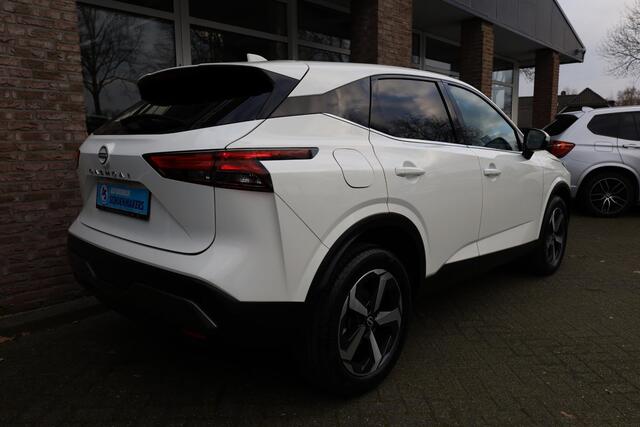 Nissan QASHQAI 1.3 MHEV Xtronic N-Connecta CARPLAY 360-CAMERA RUIT/STUUR/STOELVERWARMING DAB 18"LMV 2xKEYLESS DODEHOEK/VERKEERSBORDDETECTIE ENZ.