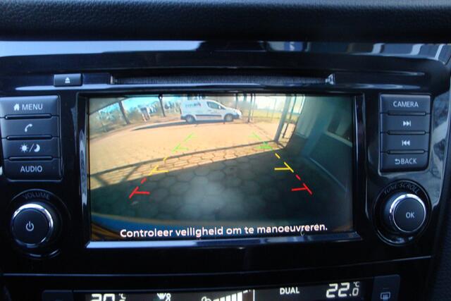 Nissan QASHQAI 1.3 DIG-T Business Edition / Trekhaak/ Panoramadak