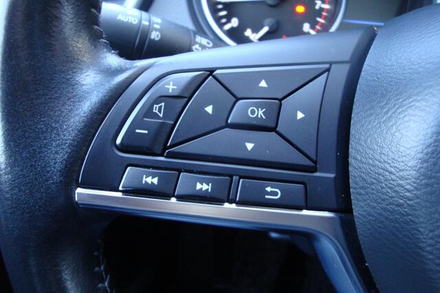 Nissan QASHQAI 1.3 DIG-T Business Edition / Trekhaak/ Panoramadak