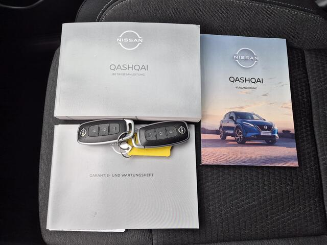 Nissan QASHQAI 1.3 MHEV Xtronic N-Connecta Automaat / Elektrische bedienbare achterklep / Trekgewicht 1400 Kg / Apple Carplay Android Auto / Cold Pack Stuur-, Stoel en Voorruitverwarming / Rondomzicht camera /