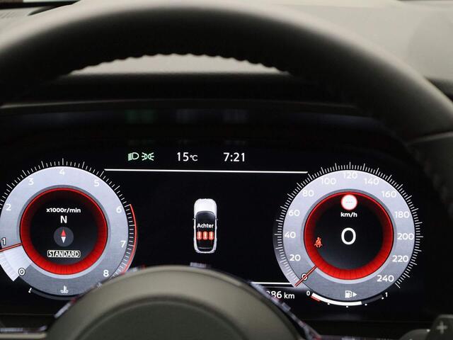 Nissan QASHQAI 1.3 MHEV Xtronic Tekna | Head-up display | Leder/stof interieur | 19" Lichtmetalen velgen | Carplay/Android auto