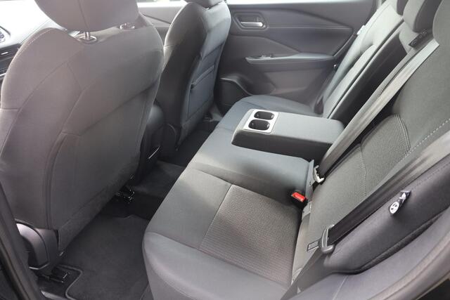 Nissan QASHQAI 1.3 MHEV CARPLAY CAMERA RUIT/STUUR/STOELVERWARMING DAB 17"LMV 2xKEYLESS DODEHOEK/VERKEERSBORDDETECTIE ENZ.