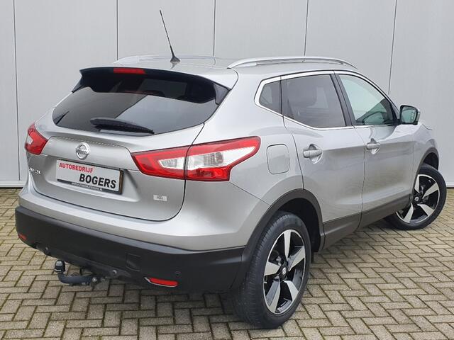 Nissan QASHQAI 1.6 DIG-T 163 Pk N-Connecta Navigatie, Panoramadak, 360 Camera, Climate Control, Cruise Control, Trekhaak, 18"Lm