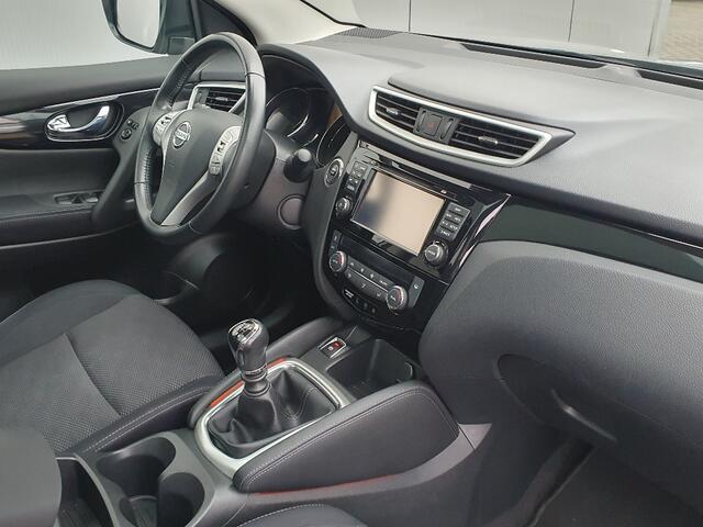 Nissan QASHQAI 1.6 DIG-T 163 Pk N-Connecta Navigatie, Panoramadak, 360 Camera, Climate Control, Cruise Control, Trekhaak, 18"Lm