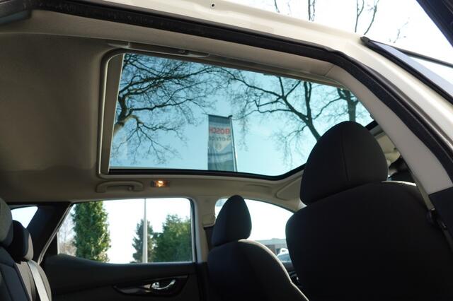 Nissan QASHQAI 1.3 DIG-T BUS. ED. Panorama Car PLay Trekhaak