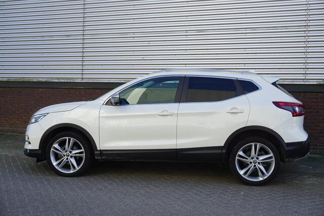 Nissan QASHQAI 1.3 DIG-T 140PK/Led-Koplampen/Panodak/ White Metallic/19Inch.