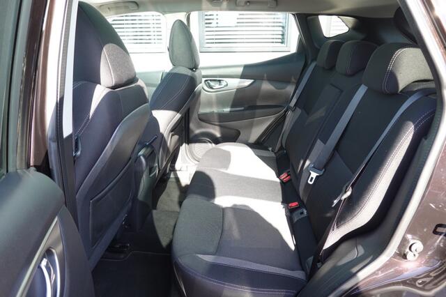 Nissan QASHQAI 1.2 N-CONNECTA Panorama NAVI (43000 km ! )