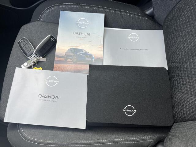 Nissan QASHQAI 1.3 MHEV Xtronic N-Connecta Automaat / 1800kg Trekgewicht / Elektrische Achterklep / HUD / Navigatie/ Apple CarPlay Android /
