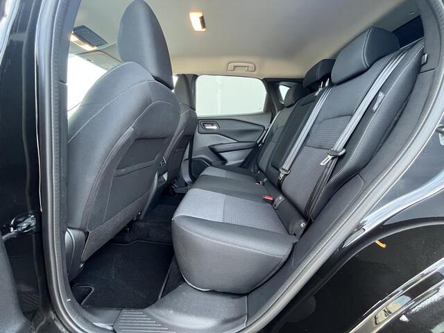 Nissan QASHQAI 1.3 MHEV Xtronic N-Connecta Automaat / 1800kg Trekgewicht / Elektrische Achterklep / HUD / Navigatie/ Apple CarPlay Android /