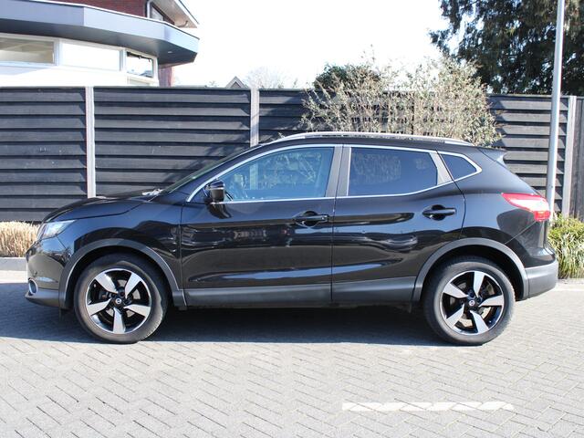 Nissan QASHQAI 1.2 115PK N-Connecta CVT Automaat Navigatie, Rondomzicht Camera, DAB, Panoramadak, Parkeersensoren Voor & Achter