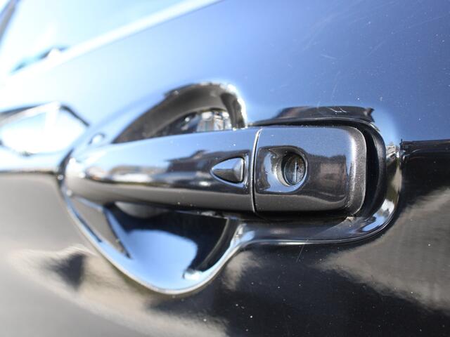 Nissan QASHQAI 1.2 115PK N-Connecta CVT Automaat Navigatie, Rondomzicht Camera, DAB, Panoramadak, Parkeersensoren Voor & Achter