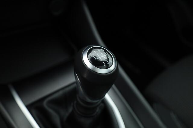 Nissan QASHQAI 1.3 MHEV Acenta | Pano | Apple CarPlay | Adapt. Cruis | Achterruitrijcamera | Keyless | Trekhaak |
