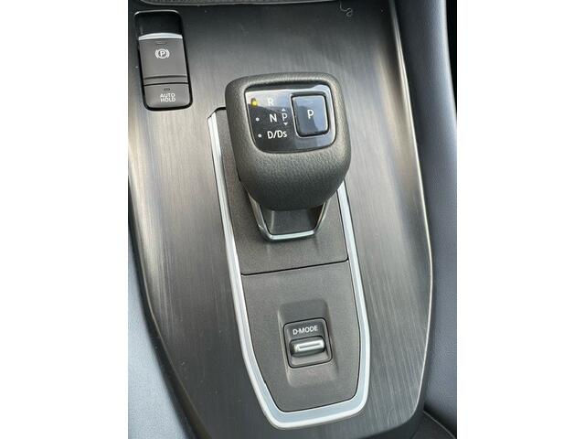 Nissan QASHQAI 1.3 MHEV Tekna Automaat Navigatie, Panoramadak, Pro-Pilot, 360 Camera, 18"Lm, Trekhaak, Climate Control, Stoel/Stuurverwarming