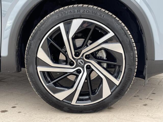 Nissan QASHQAI 1.3 MHEV Xtronic Tekna Plus / Panoramadak / Cruise Control Adaptief / Rondomzicht Camera / Lederen bekleding / Trekhaak (1800kg)