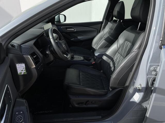 Nissan QASHQAI 1.3 MHEV Xtronic Tekna Plus / Panoramadak / Cruise Control Adaptief / Rondomzicht Camera / Lederen bekleding / Trekhaak (1800kg)