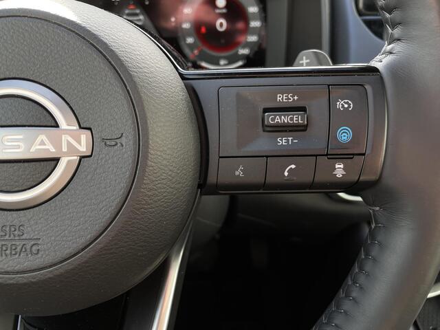 Nissan QASHQAI 1.3 MHEV Xtronic Tekna Plus / Panoramadak / Cruise Control Adaptief / Rondomzicht Camera / Lederen bekleding / Trekhaak (1800kg)
