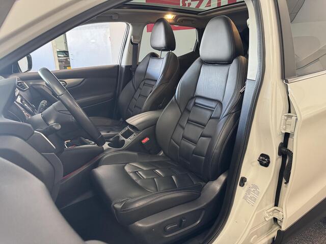 Nissan QASHQAI 1.3 DIG-T Tekna NAVIGATIE/CAMERA, PANORAMA, LEER,