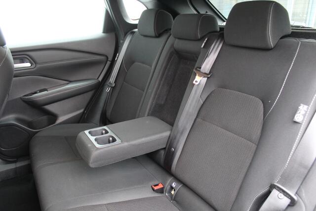 Nissan QASHQAI 1.3 MHEV AUTOMAAT 1800kg Trekgewich Airco l Adaptive cruise l Dodehoeksensoren l AppleCarPlay/AndroidAuto l Navigatie