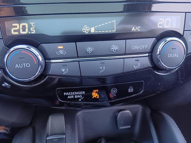 Nissan QASHQAI 1.2 Tekna + Climate Control / Panoramadak / Navigatie