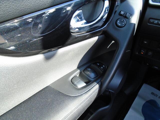 Nissan QASHQAI 1.2 N-CONNECTA