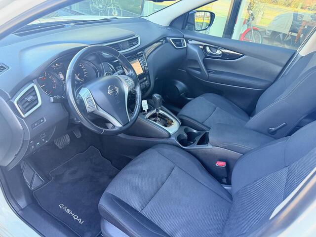 Nissan QASHQAI 1.2 N-Connecta Automaat