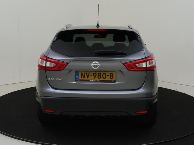 Nissan QASHQAI 1.2 N-Connecta | Parkeersensoren | Camera rondom | 18 Lichtmetalen velgen | Navigatie