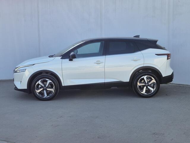 Nissan QASHQAI 1.3 MHEV Xtronic N-Connecta Automaat / Cold Pack / HUD / 1800kg Trekgewicht / Elektrische Achterklep / Stuur-, en Stoelverwarming / Rondomzicht camera / Apple Carplay Android Auto /