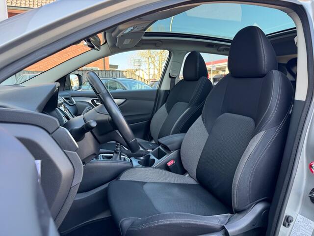 Nissan QASHQAI 1.2 N-CONNECTA Pano/Cam/Trekhaak/dealer ondh.
