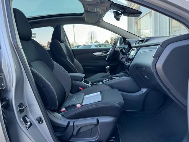 Nissan QASHQAI 1.2 N-CONNECTA Pano/Cam/Trekhaak/dealer ondh.