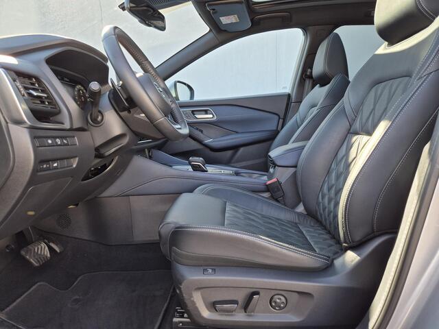 Nissan QASHQAI 1.3 MHEV Xtronic Tekna Plus Automaat / Cold Pack / HUD / Panoramadak / Luxe lederen bekleding / Trekgewicht 1800 Kg / Stuur-, en Stoelverwarming / Apple Carplay Android Auto /