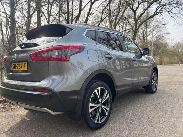 Nissan QASHQAI 1.2 TEKNA +