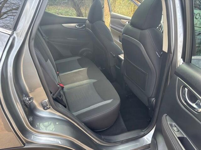 Nissan QASHQAI 1.2 TEKNA +