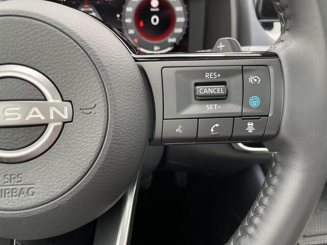 Nissan QASHQAI 1.3 MHEV Xtronic Tekna / Panoramadak / Cruise Control Adaptief / Rondomzicht Camera / Half-lederen bekleding / trekhaak 1800kg / Stoelverwarming / voorruitverwarming