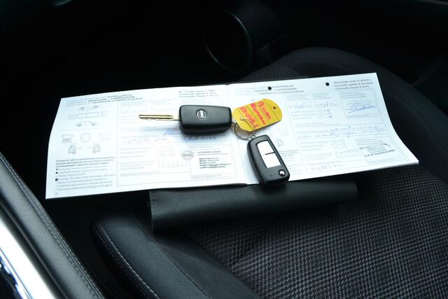 Nissan QASHQAI 1.2 Business Edition AUTOMAAT!
